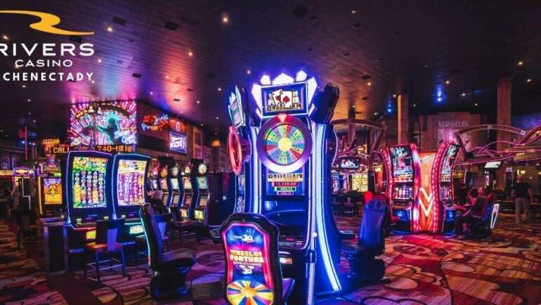 NYS Casino Seeking Card Dealers